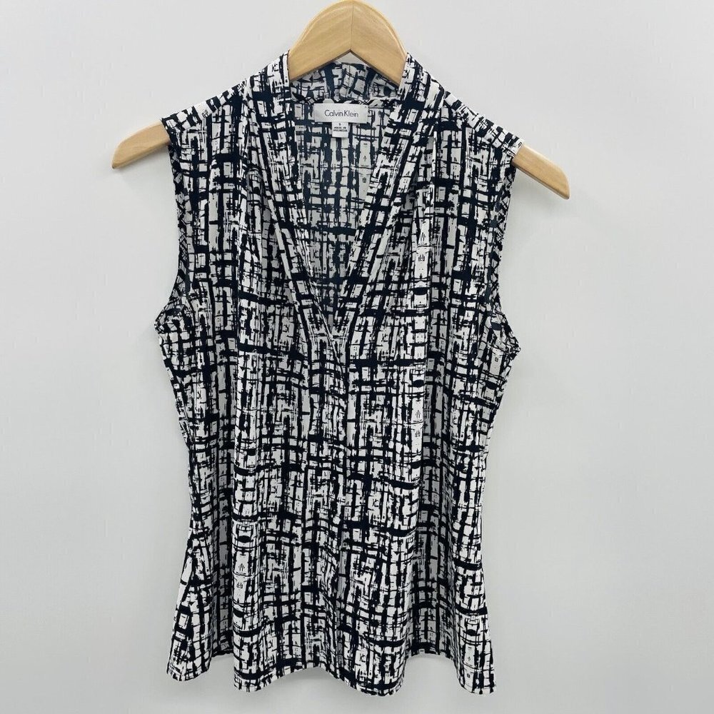 Calvin Klein Womens Size Small Sleeveless Printed Popover Blouse Black White 517